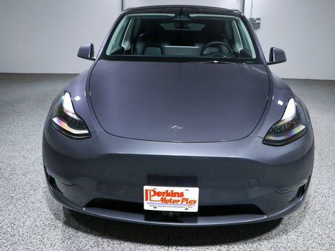Used 2023 Tesla Model Y Performance AWD/4WD image 4