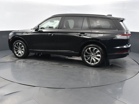 Certified 2025 Lincoln Aviator AWD w/ Jet Appearance Package image 2