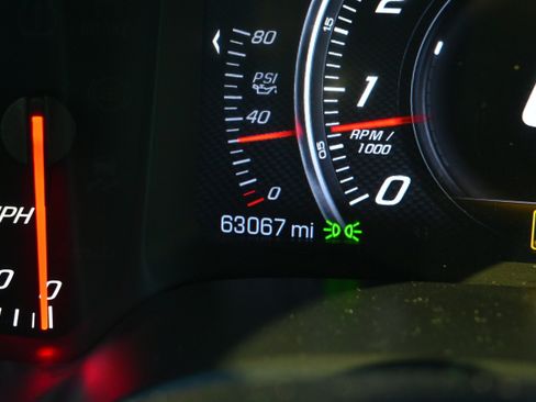 Used 2018 Chevrolet Corvette Stingray Coupe w/ 2LT Preferred Equipment Group image 17