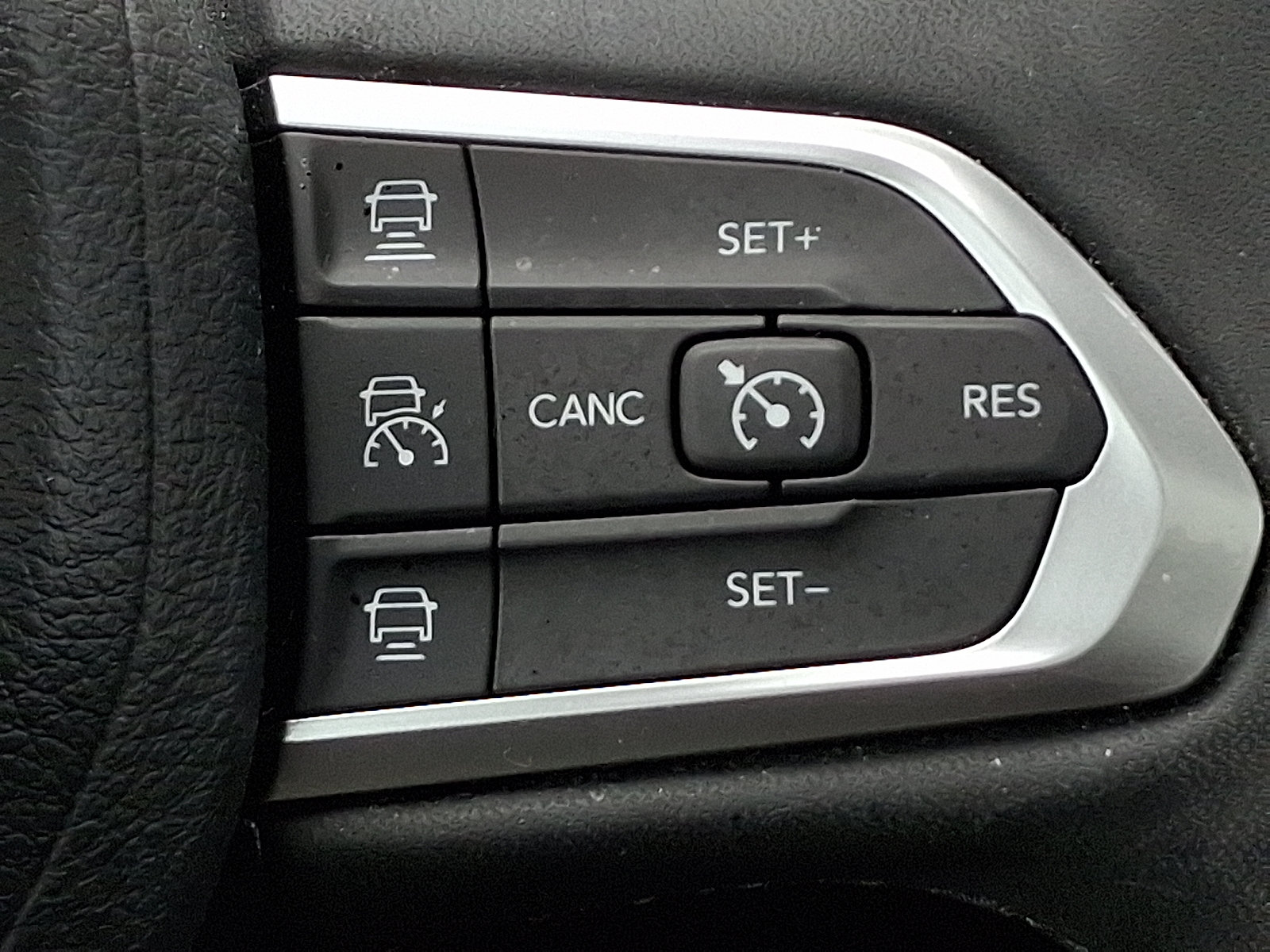 Certified 2023 Jeep Compass Limited w/ Elite Group AWD/4WD image 23