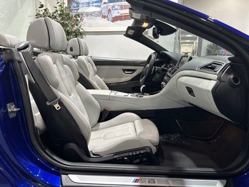 Used 2012 BMW M6 Convertible RWD image 61
