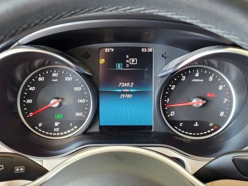 Used 2021 Mercedes-Benz GLC 300 4MATIC image 22
