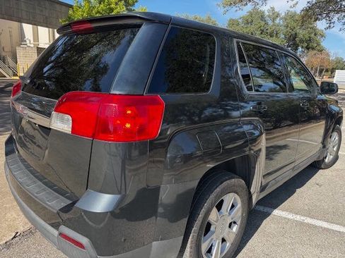 Used 2013 GMC Terrain SLE image 9