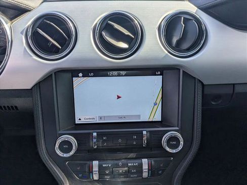 Used 2017 Ford Mustang GT Premium image 14