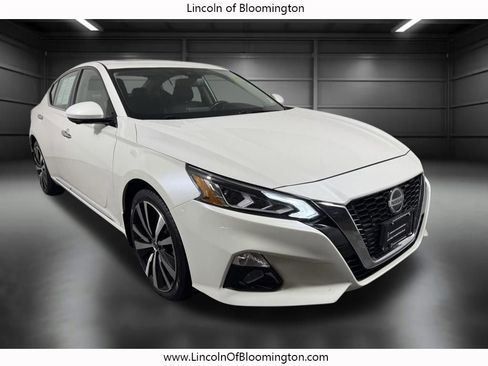 Used 2020 Nissan Altima 2.5 Platinum image 10