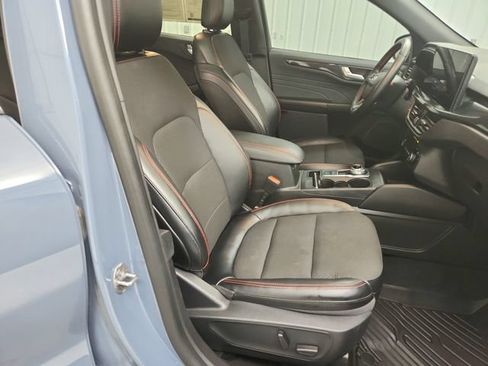 Used 2024 Ford Escape ST-Line Select w/ Tech Pack #2 AWD/4WD image 35