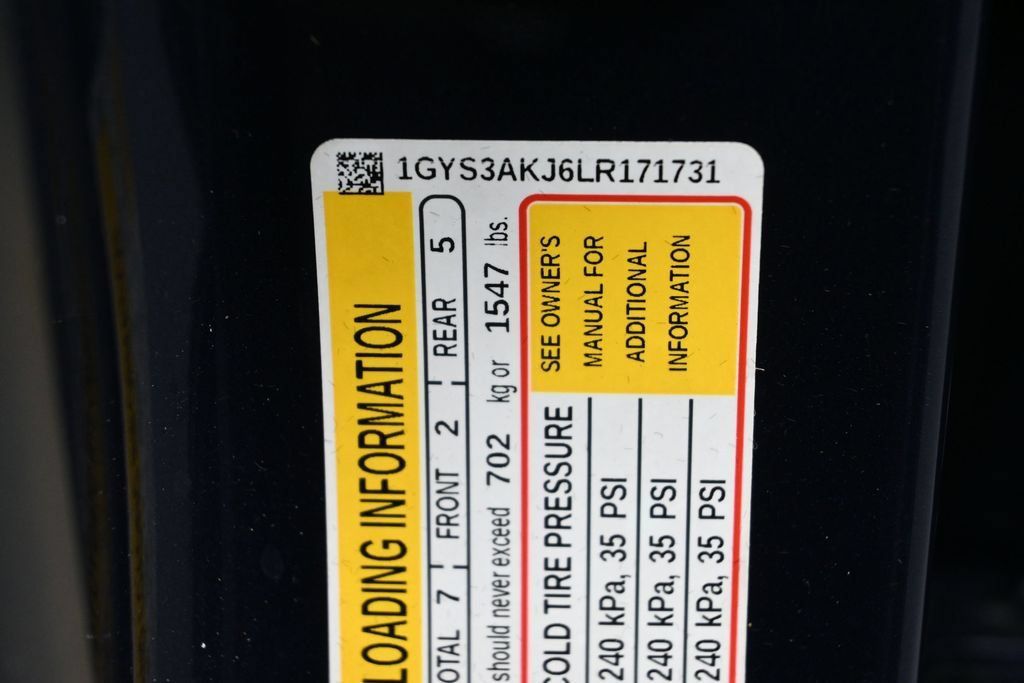 Used 2020 Cadillac Escalade 2WD image 9
