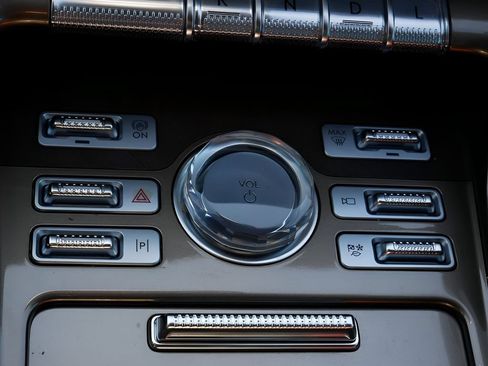 Certified 2025 Lincoln Nautilus Black Label AWD/4WD image 26