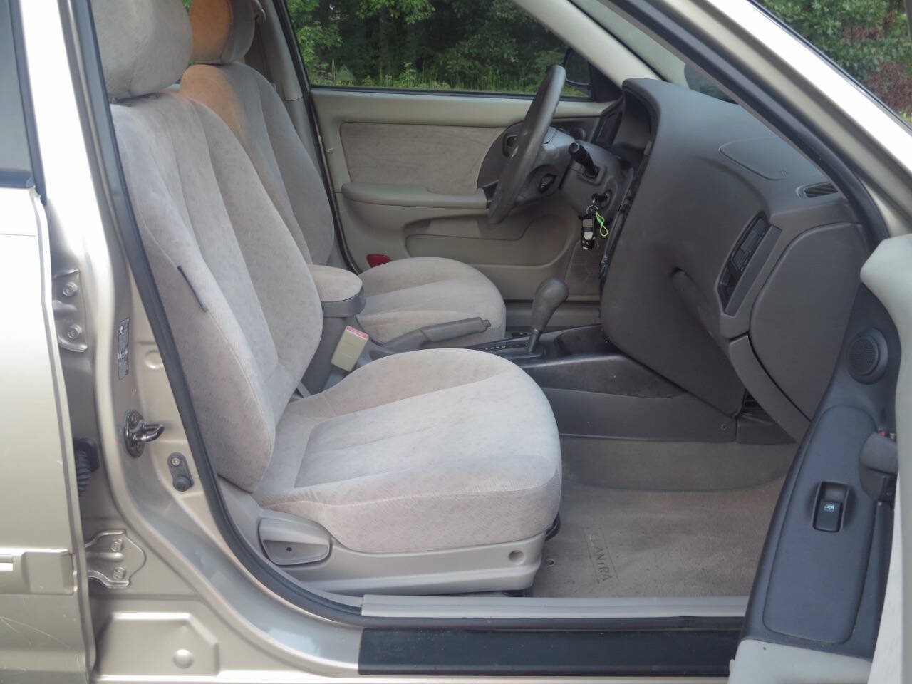 Used 2006 Hyundai Elantra Sedan FWD image 15