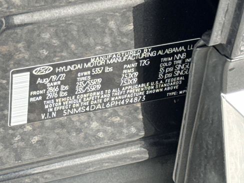 Certified 2023 Hyundai Santa Fe Limited AWD/4WD image 31