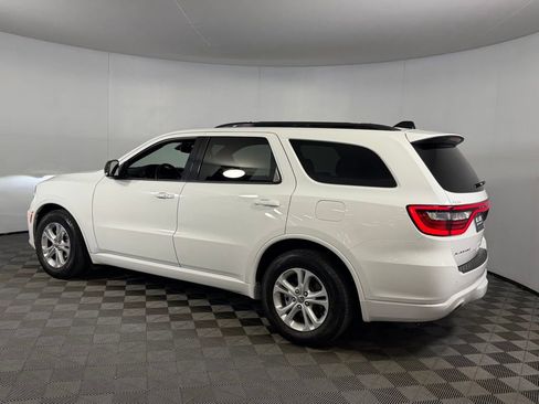 Used 2024 Dodge Durango GT RWD image 9