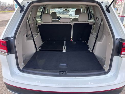 Used 2024 Volkswagen Atlas SE image 37
