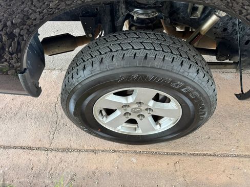 Used 2015 RAM 1500 Lone Star AWD/4WD image 31