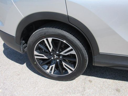 Used 2025 Mitsubishi Eclipse Cross SE AWD/4WD image 4