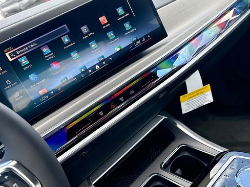 New 2026 BMW 760i xDrive w/ Executive Package image 27