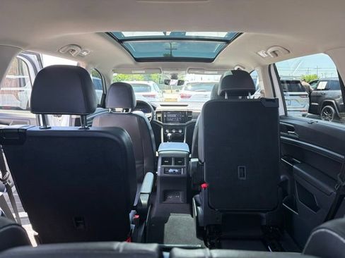 Used 2021 Volkswagen Atlas SEL AWD/4WD image 30