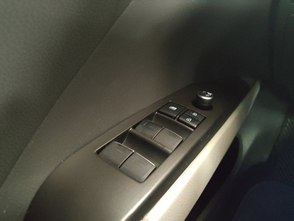 Used 2021 Toyota Camry XLE w/ Navigation Package FWD image 27