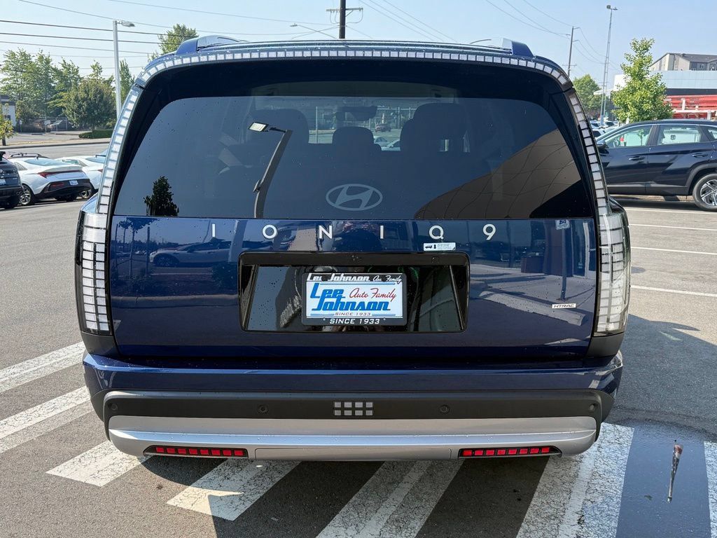 Certified 2026 Hyundai Ioniq 9 SE AWD/4WD image 4