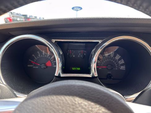 Used 2006 Ford Mustang GT RWD image 25