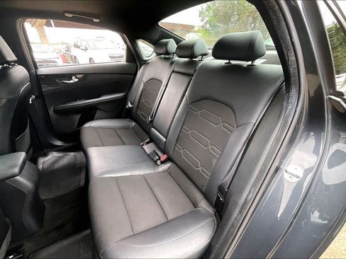 Used 2021 Kia Forte GT-Line w/ GT-Line Premium Package image 21