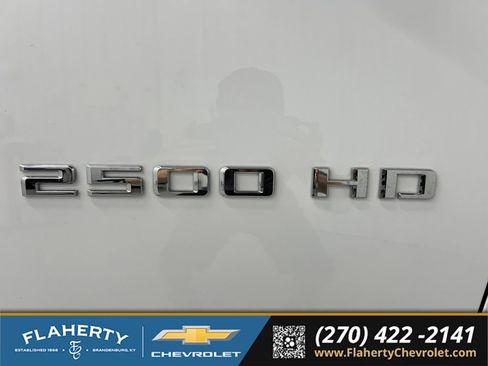 Used 2025 Chevrolet Silverado 2500 LT AWD/4WD image 20