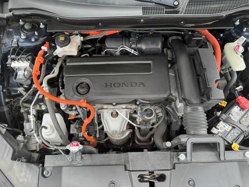 Used 2024 Honda CR-V Sport Touring image 32