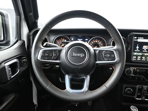 Used 2023 Jeep Gladiator Overland AWD/4WD image 32