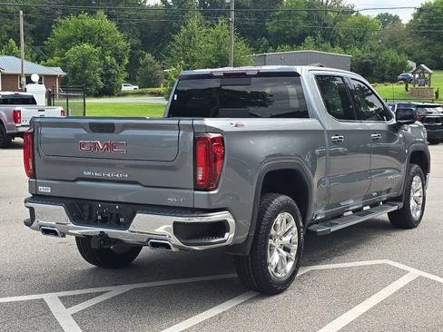 Used 2021 GMC Sierra 1500 SLT w/ SLT Premium Plus Package AWD/4WD image 5