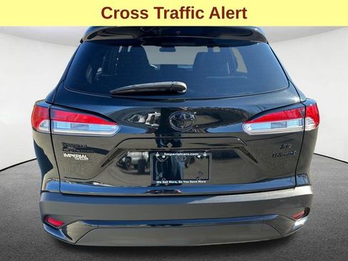 Used 2024 Toyota Corolla Cross AWD Hybrid image 9