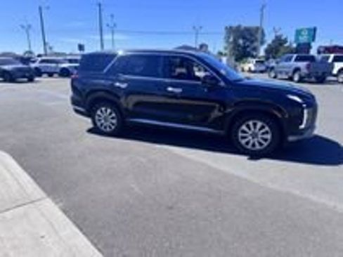 Used 2024 Hyundai Palisade SEL AWD/4WD image 2