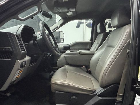 Used 2017 Ford F450 XL w/ Power Equipment Group AWD/4WD image 17