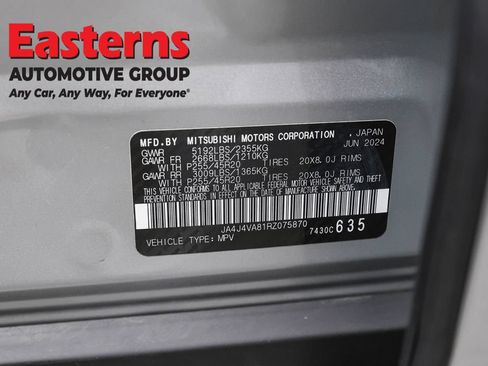 Used 2024 Mitsubishi Outlander SE AWD/4WD image 36