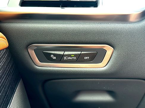 New 2027 BMW X7 xDrive40i w/ M Sport Package AWD/4WD image 28