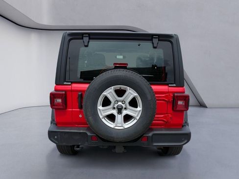 Used 2020 Jeep Wrangler Sport AWD/4WD image 4