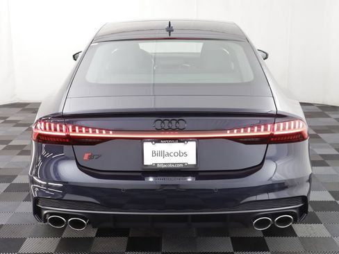 Used 2025 Audi S7 Premium Plus w/ S Sport Package AWD/4WD image 17
