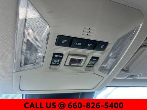 Used 2025 Toyota RAV4 XLE w/ Convenience Package AWD/4WD image 26