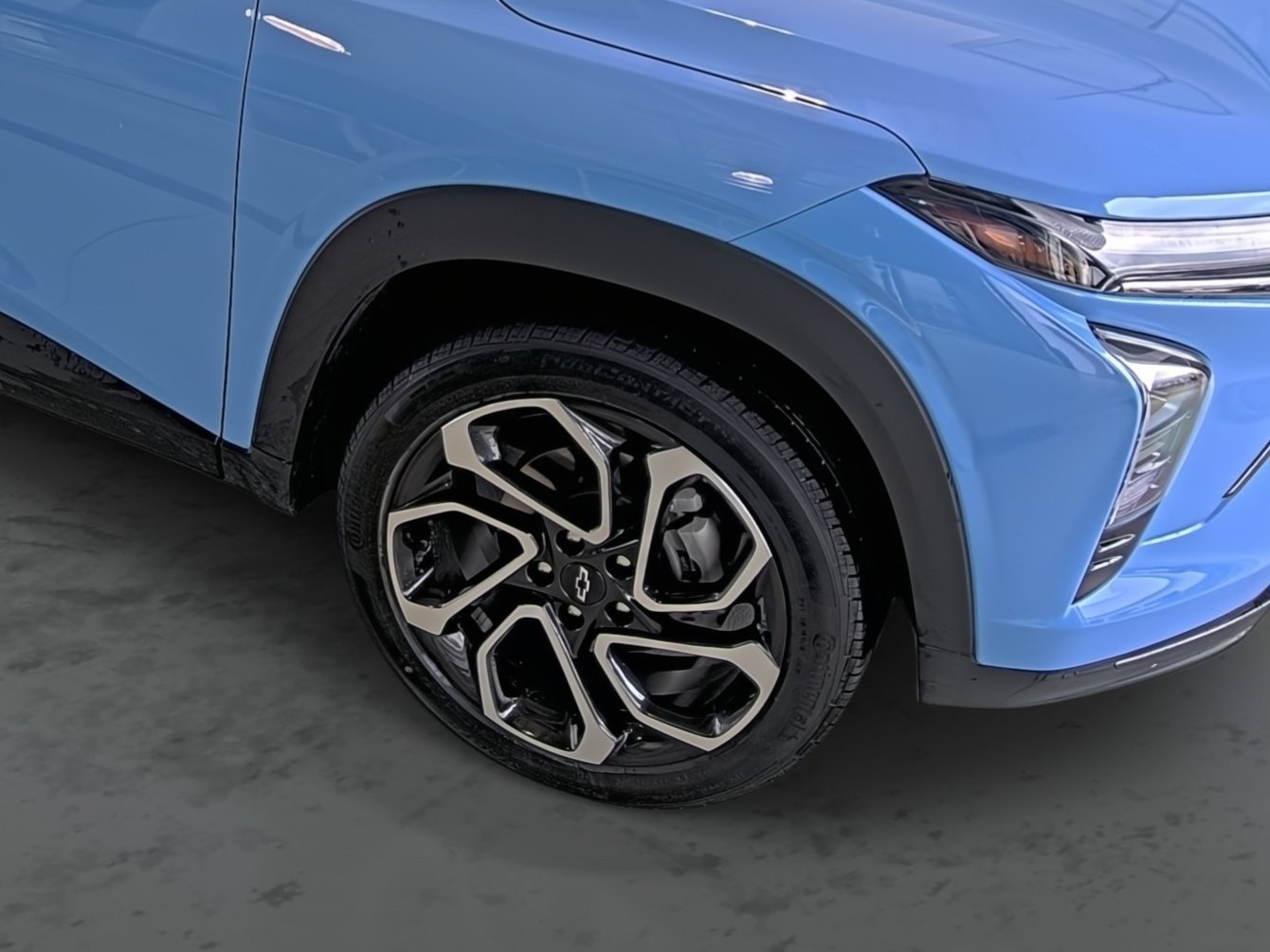 Used 2024 Chevrolet Trax RS w/ Sunroof Package FWD image 16