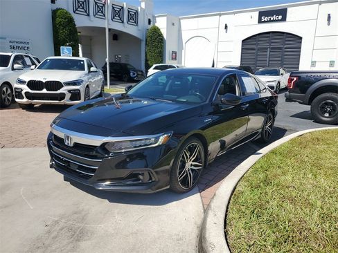 Used 2021 Honda Accord Touring image 3