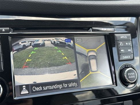 Used 2014 Nissan Rogue SV w/ SV Premium Package FWD image 22