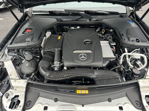 Used 2019 Mercedes-Benz E 300 image 18