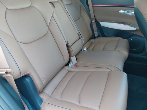 New 2026 Genesis GV70 2.5T Advanced image 25