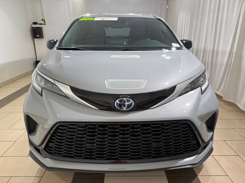 Certified 2024 Toyota Sienna XSE AWD/4WD image 8