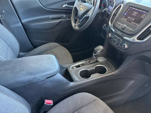Used 2023 Chevrolet Equinox LT FWD image 23