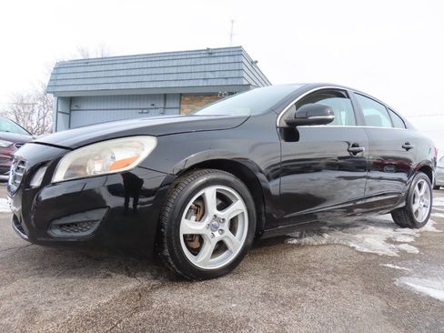Used 2012 Volvo S60 T5 image 4