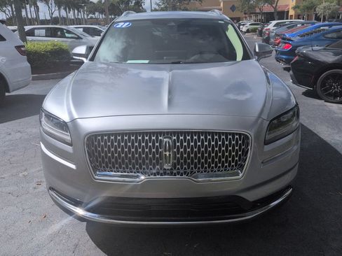 Used 2021 Lincoln Nautilus FWD w/ Equipment Group 101A image 9