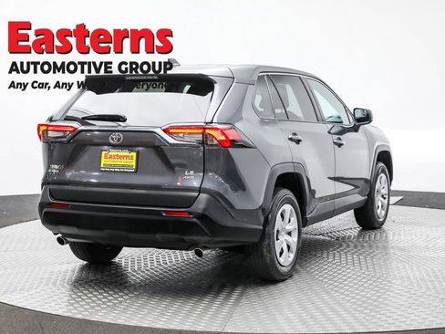 Used 2024 Toyota RAV4 LE image 5