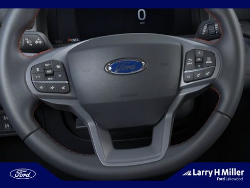 New 2026 Ford Explorer Active w/ Active Comfort Package AWD/4WD image 12
