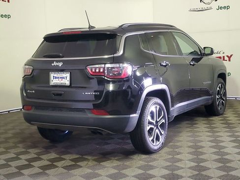 Used 2022 Jeep Compass Limited image 3