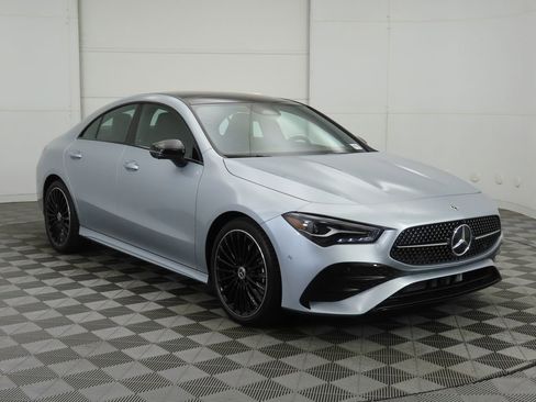New 2026 Mercedes-Benz CLA 250 4MATIC image 3