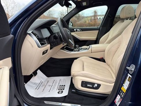 Used 2022 BMW X5 xDrive40i w/ M Sport Package image 13